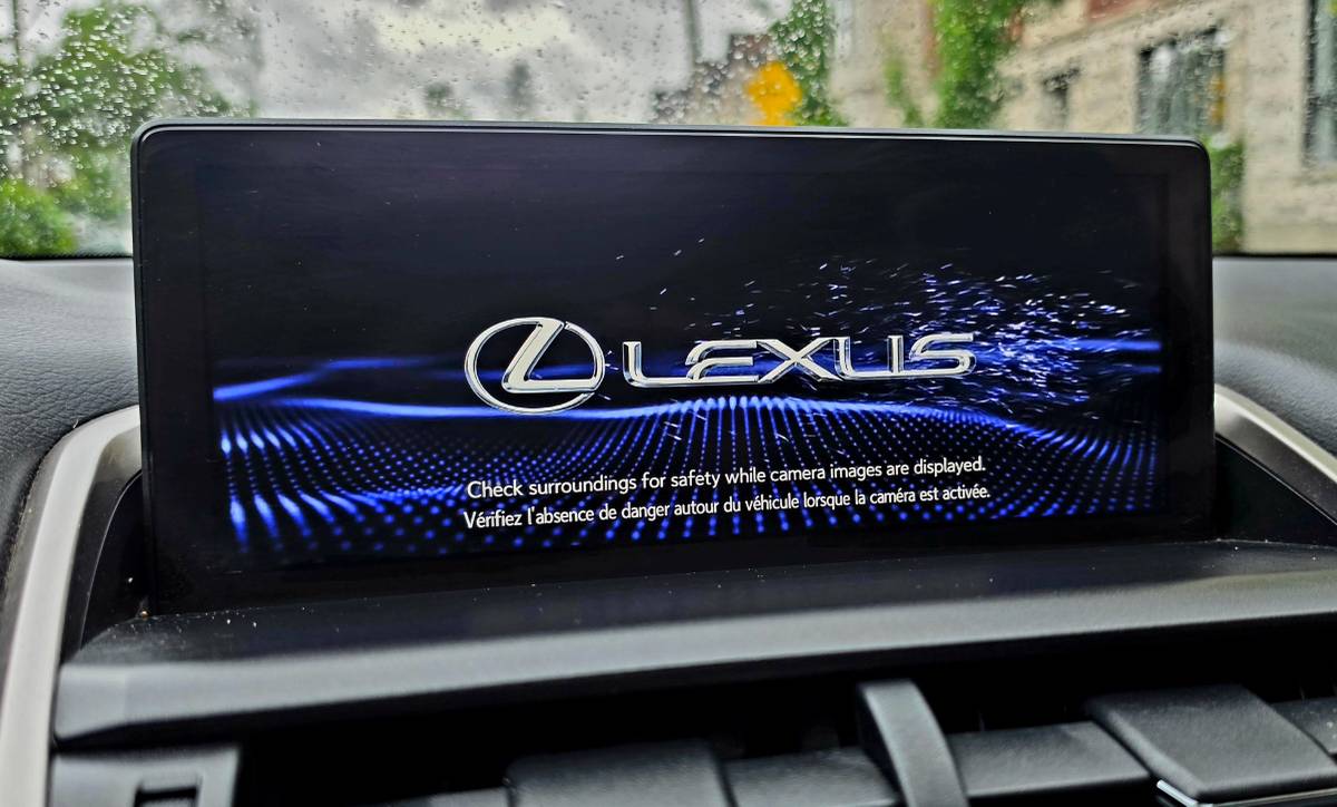 2020 Lexus, εισαγωγή Καναδάς — φωτο 10 z 12