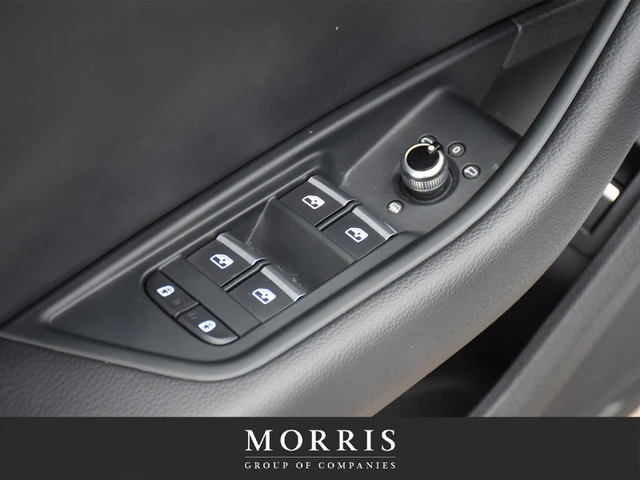 2024 Audi A4 Progressiv, λευκό, 35.142 km, εισαγωγή Καναδάς — φωτο 10 z 15