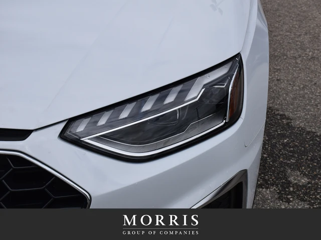 2024 Audi A4 Progressiv, λευκό, 35.142 km, εισαγωγή Καναδάς — φωτο 6 z 15