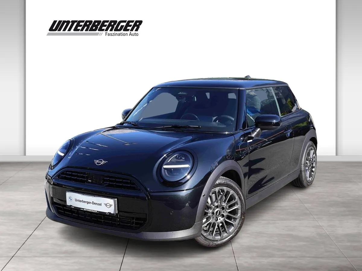 2026 MINI, 4.000 km, Αυστρία — φωτο 1