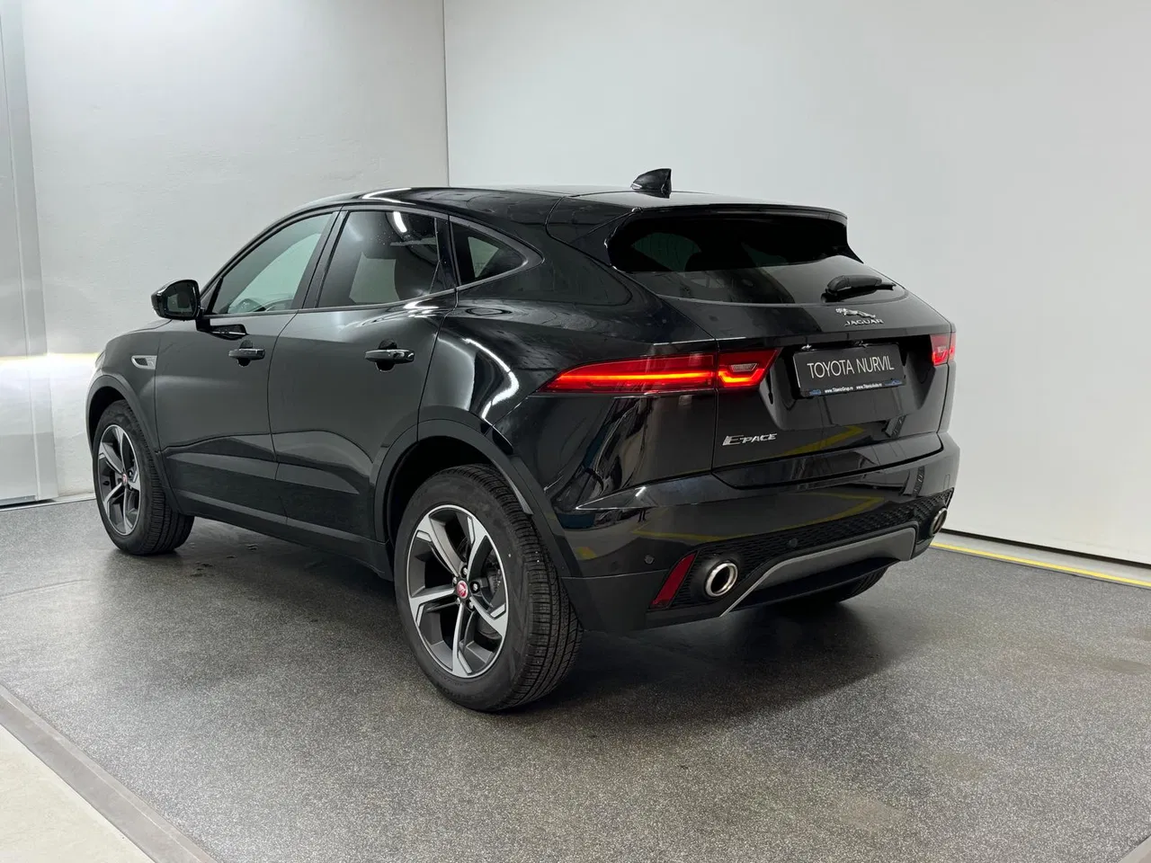 2022 Jaguar E-Pace, 25.000 km, Ρουμανία — φωτο 4 z 24