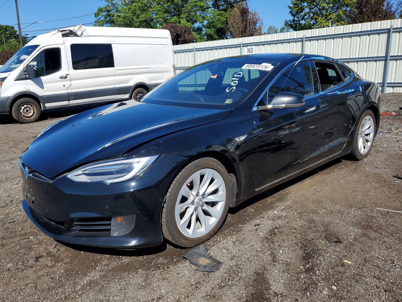 2016 Tesla MODEL S, μαύρο, εισαγωγή ΗΠΑ — φωτο 1