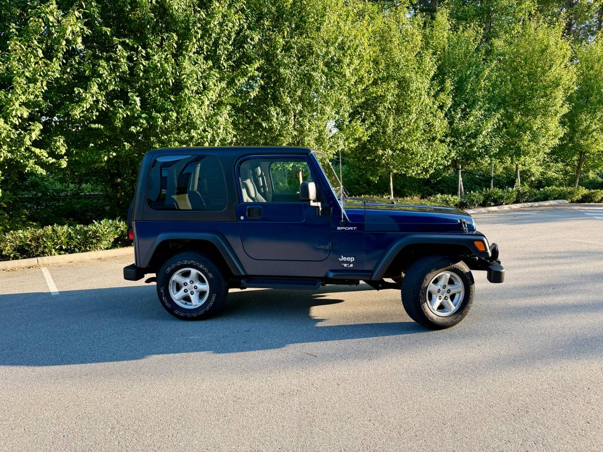 2003 Jeep, εισαγωγή Καναδάς — φωτο 2 z 12