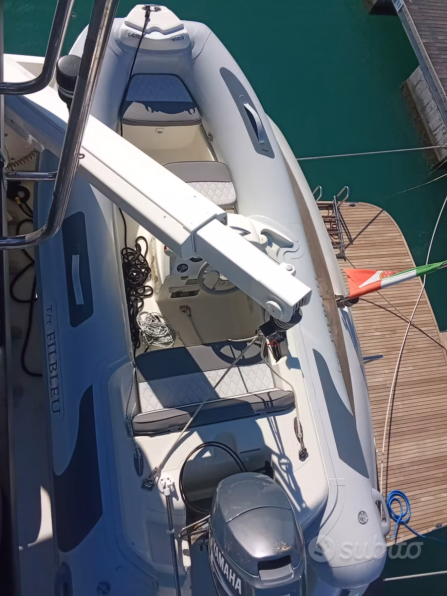 Gommone, εισαγωγή Σε απόθεμα στην ΕΕ — φωτο 1