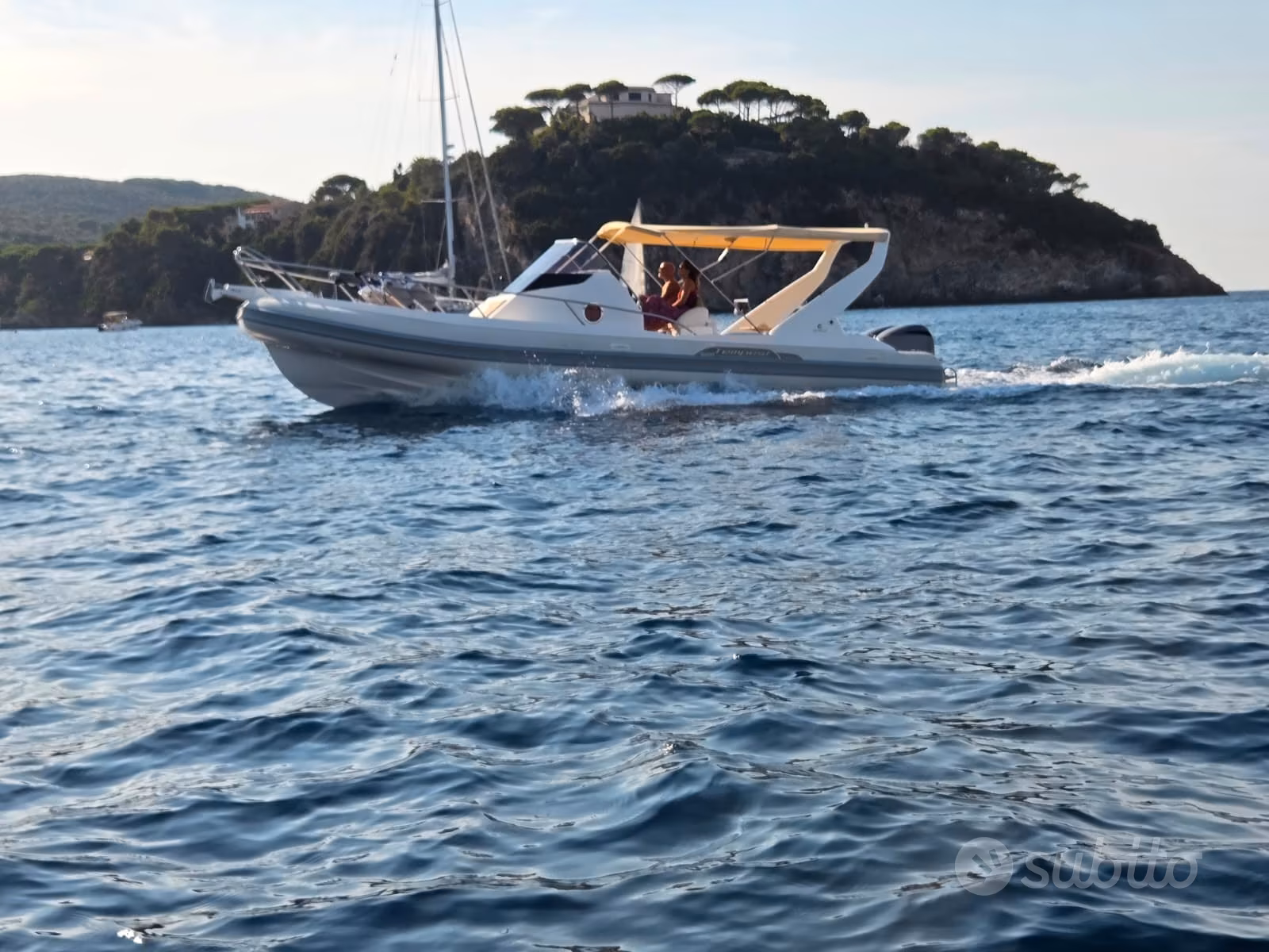 Gommone, εισαγωγή Σε απόθεμα στην ΕΕ — φωτο 1