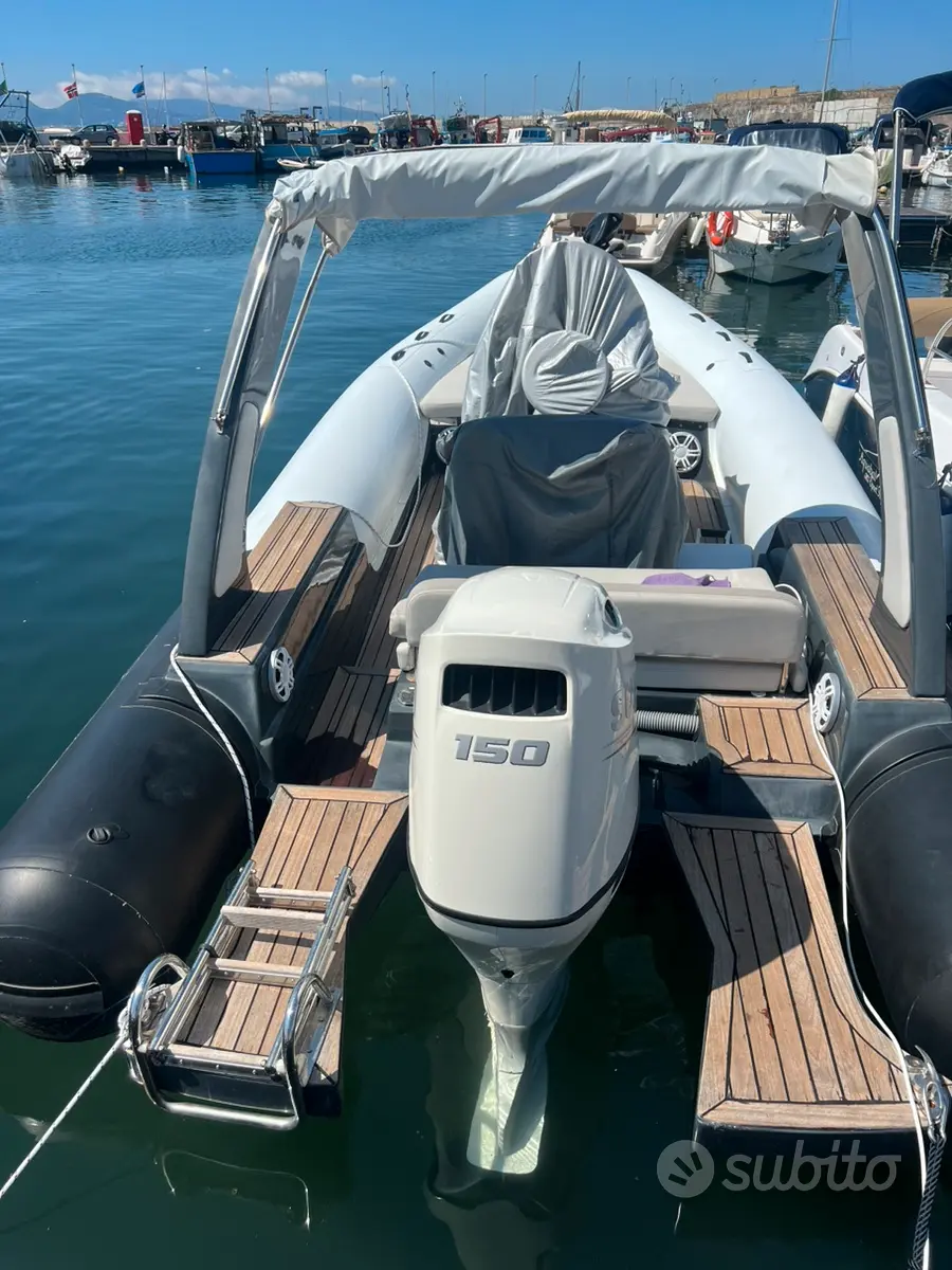 Gommone, εισαγωγή Σε απόθεμα στην ΕΕ — φωτο 1
