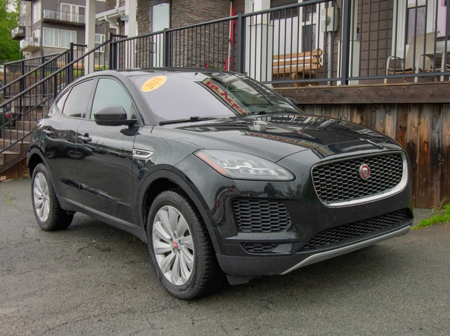 2018 Jaguar E Pace S, μαύρο, 1 km, εισαγωγή Καναδάς — φωτο 1