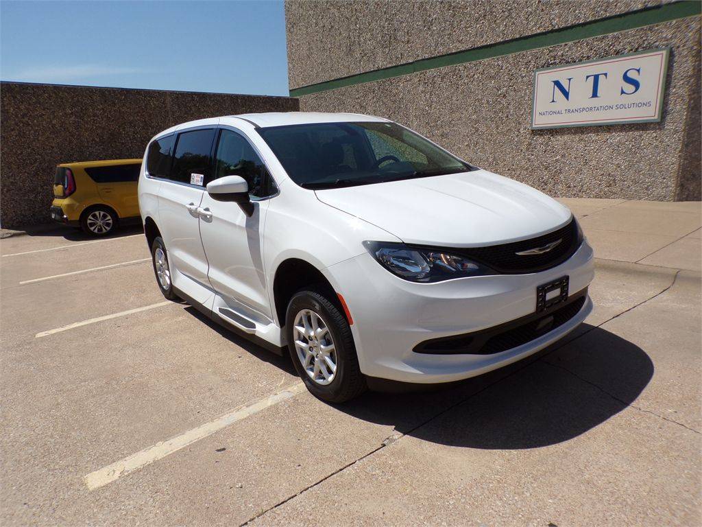 Chrysler, εισαγωγή ΗΠΑ — φωτο 3 z 12