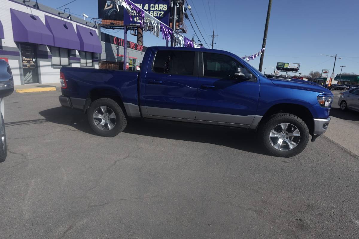 2019 Dodge, εισαγωγή ΗΠΑ — φωτο 2 z 12