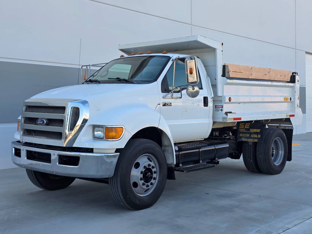 2010 Ford, εισαγωγή ΗΠΑ — φωτο 8 z 12