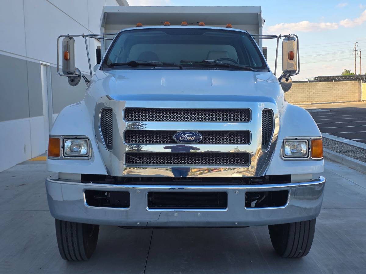 2010 Ford, εισαγωγή ΗΠΑ — φωτο 9 z 12