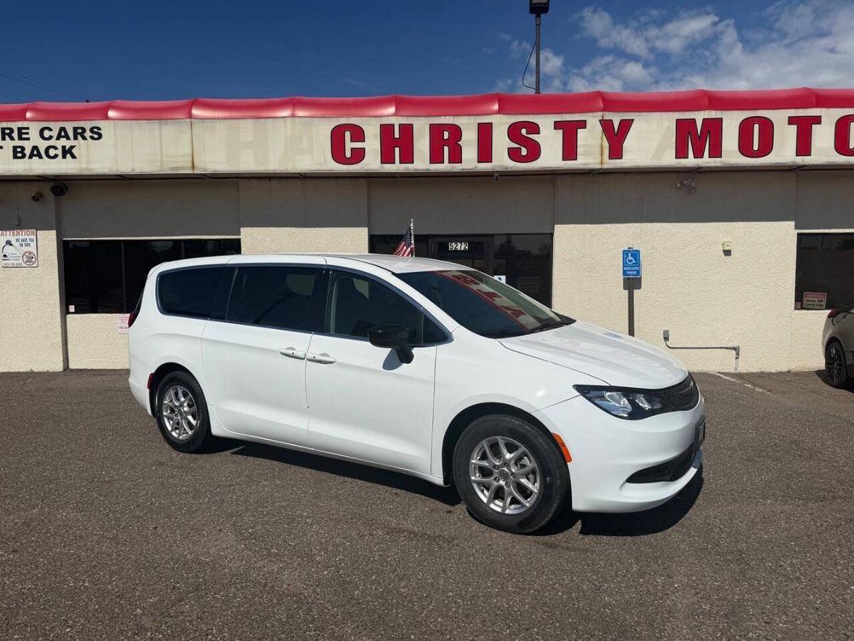 2024 Chrysler, εισαγωγή ΗΠΑ — φωτο 3 z 9