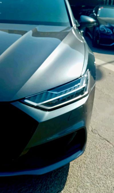 2022 Audi A7, ασημί, 121.674 km, εισαγωγή ΗΑΕ — φωτο 4 z 16