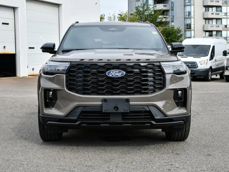 2027 Ford Explorer St-Line, γκρι, 0 km, εισαγωγή Καναδάς — φωτο 4 z 12