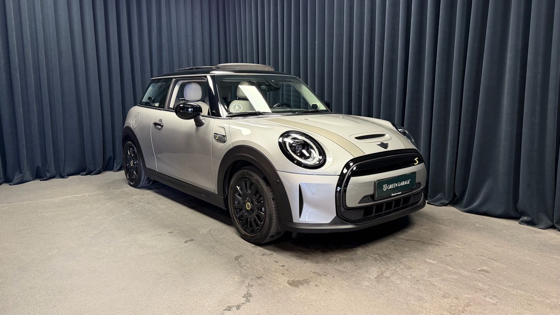 MINI Cooper, Δανία — φωτο 1