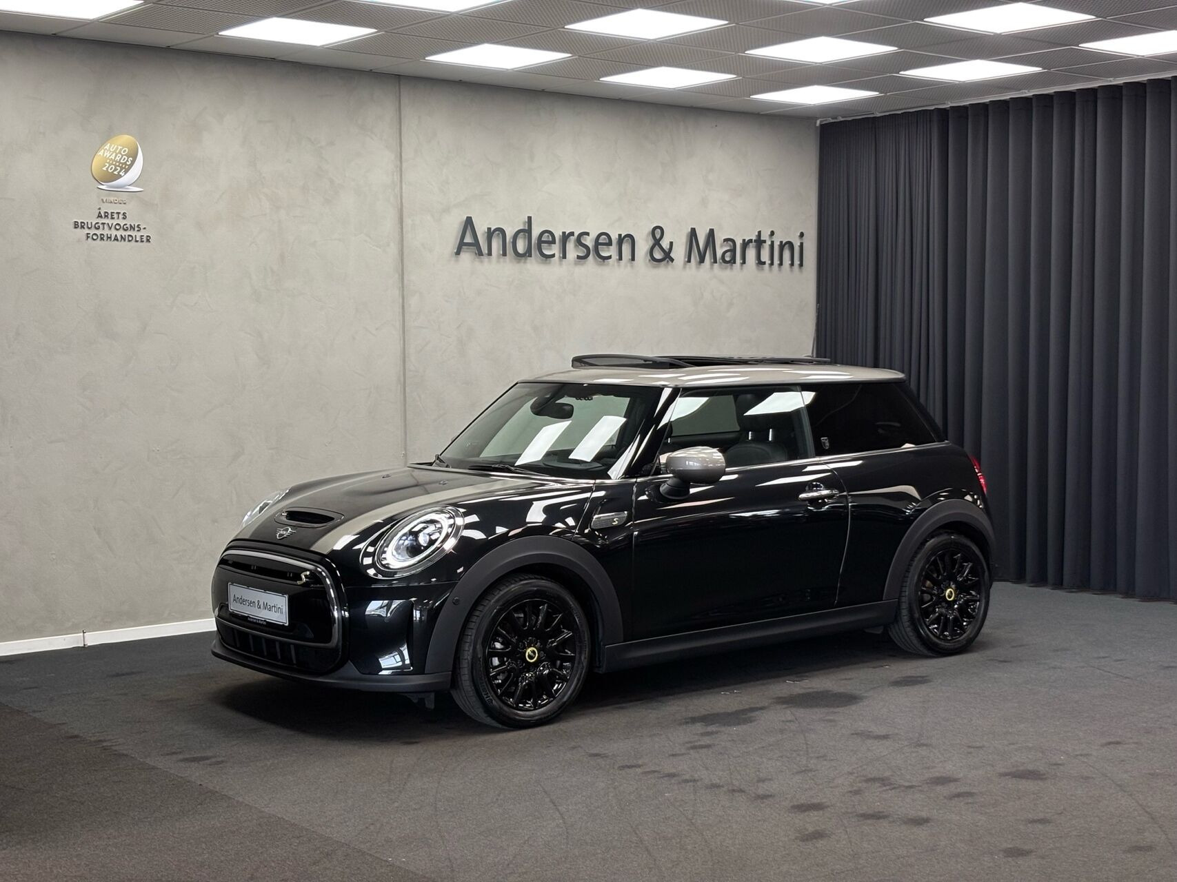 MINI Cooper, Δανία — φωτο 1