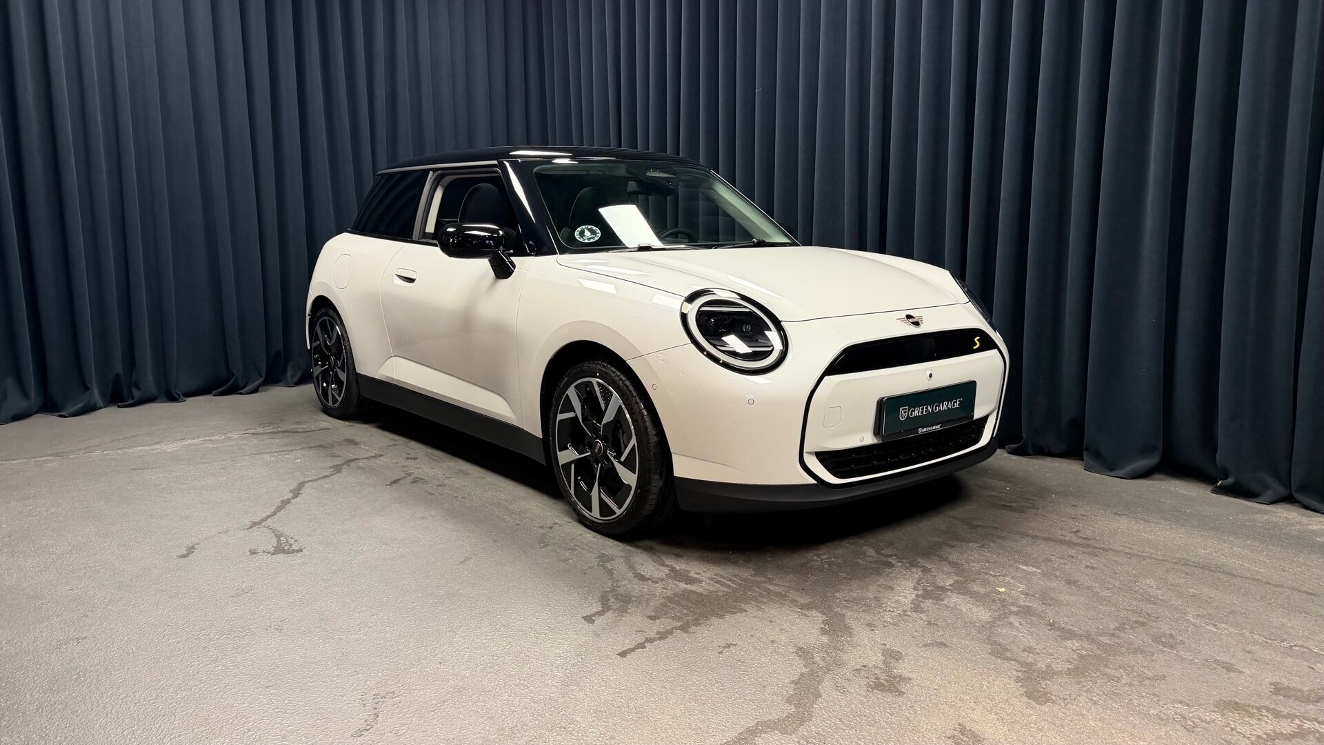 MINI Cooper, Δανία — φωτο 1