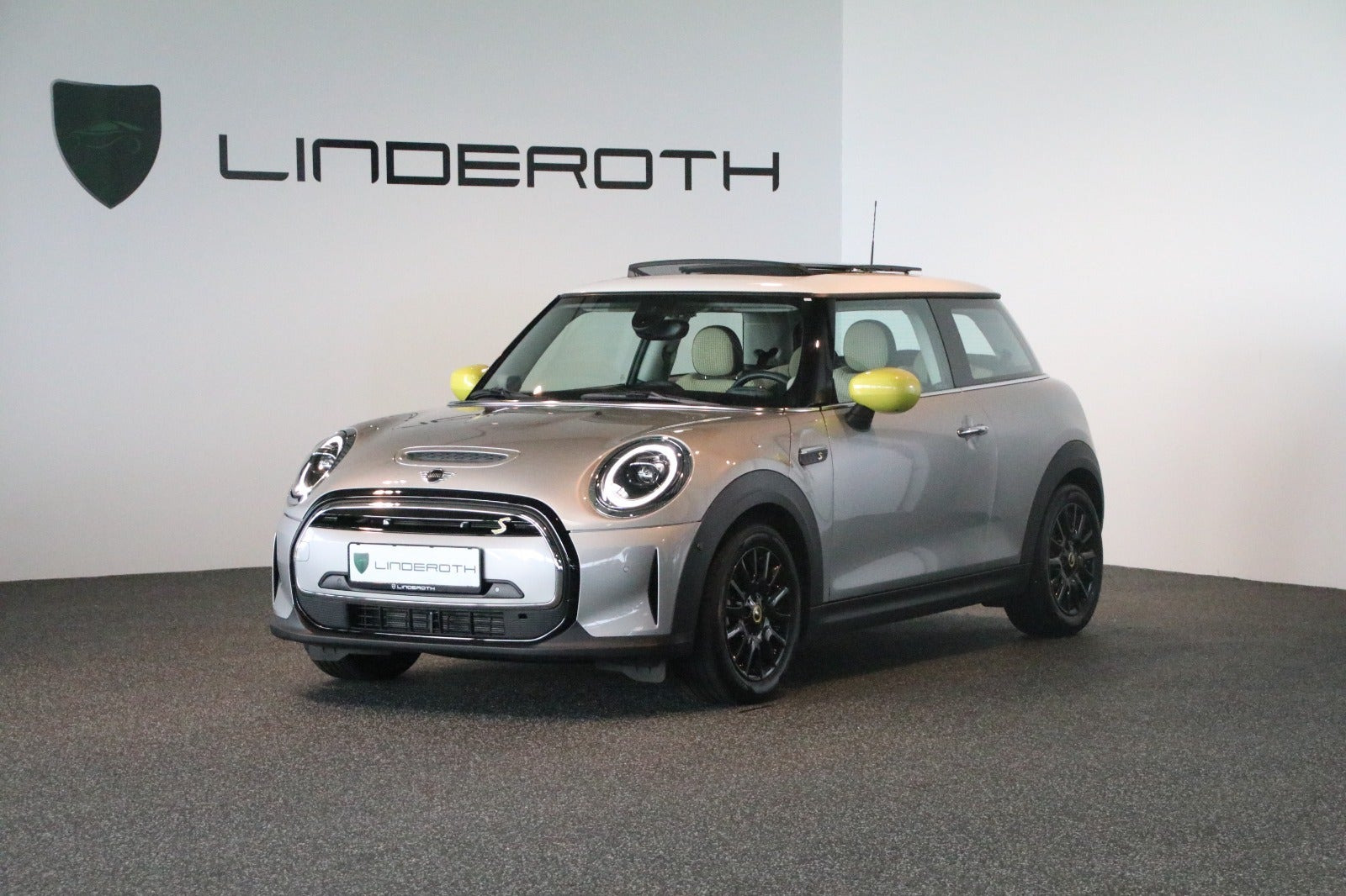 MINI Cooper SE, Δανία — φωτο 1