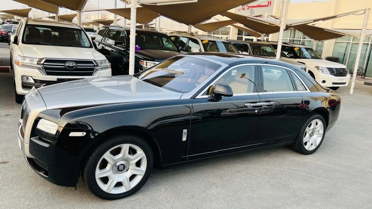 2012 Rolls-Royce Ghost STANDARD, μαύρο, 85.000 km, εισαγωγή ΗΑΕ — φωτο 1