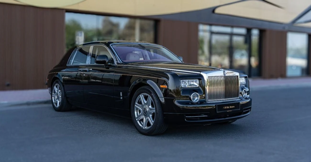 2011 Rolls-Royce Phantom STANDARD, μαύρο, 43.000 km, εισαγωγή ΗΑΕ — φωτο 1