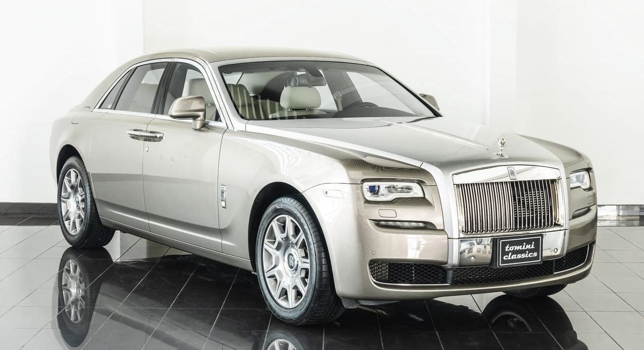 2016 Rolls-Royce Ghost SWB, χρυσό, 22.100 km, εισαγωγή ΗΑΕ — φωτο 1