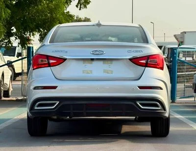 2027 Chery Arrizo 5 STD, ασημί, 0 km, εισαγωγή ΗΑΕ — φωτο 3 z 21