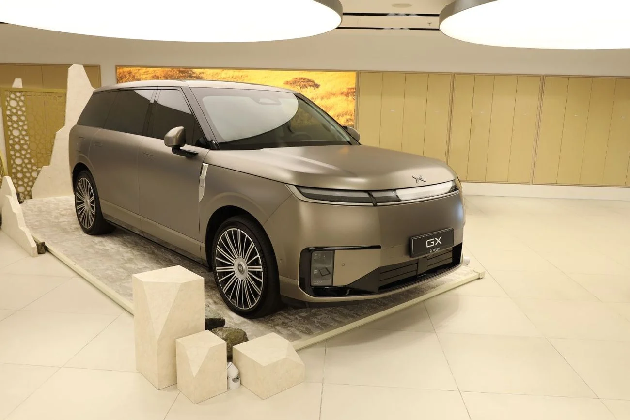 2027 Xpeng Gx 2027 GX AWD REEV Ultra Flagship- 22, χρυσό, 0 km, εισαγωγή ΗΑΕ — φωτο 1