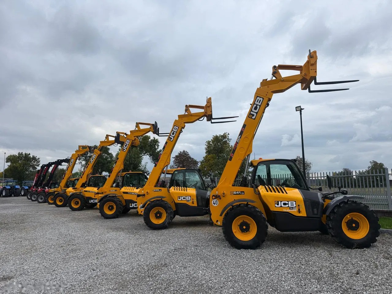 2017 JCB, εισαγωγή Σε απόθεμα στην ΕΕ — φωτο 1