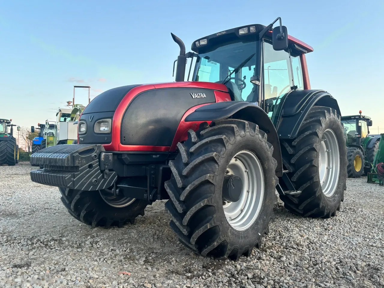 2008 Valtra, εισαγωγή Σε απόθεμα στην ΕΕ — φωτο 1