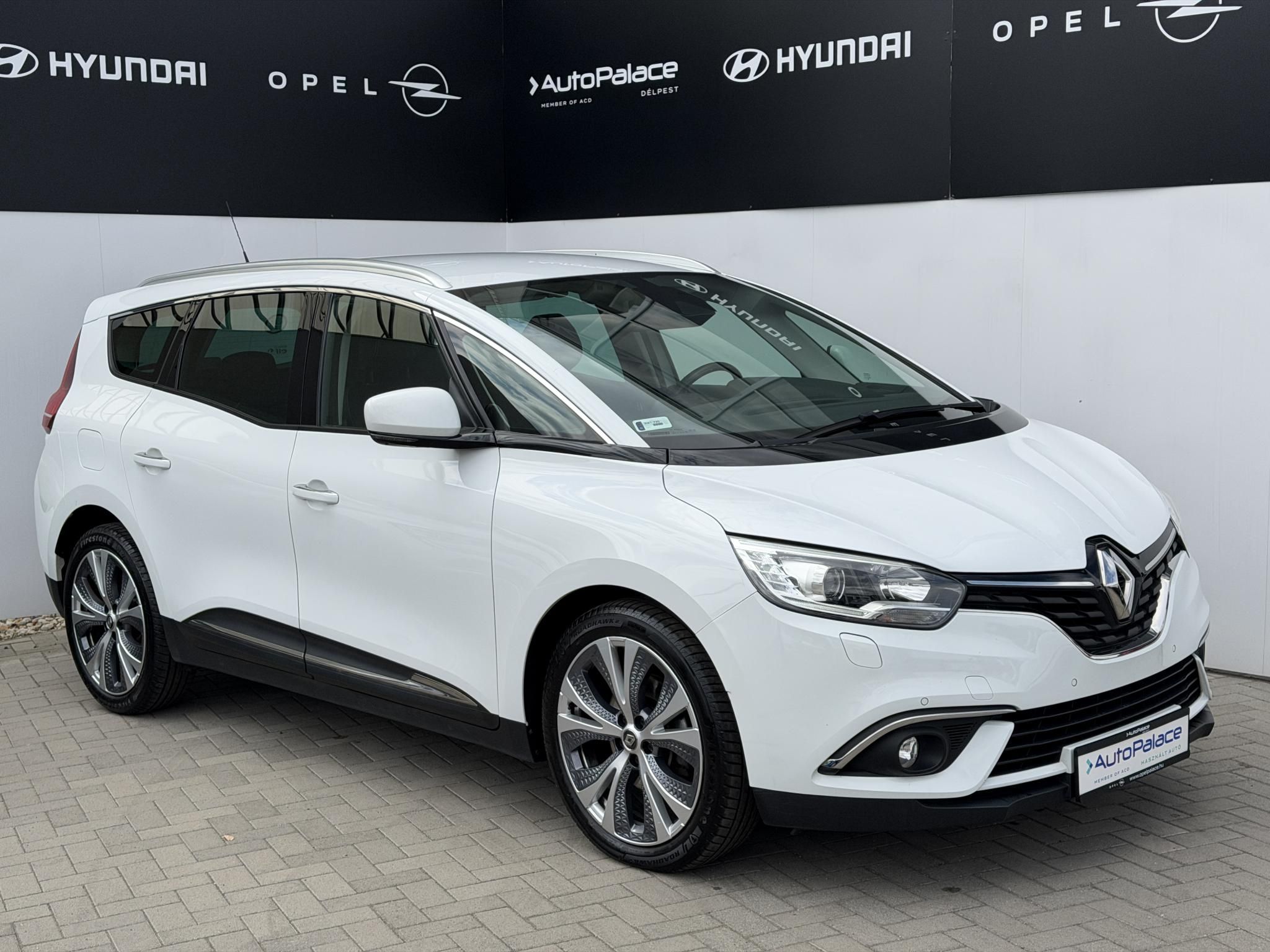 2019 Renault, 178.405 km, Ουγγαρία — φωτο 1