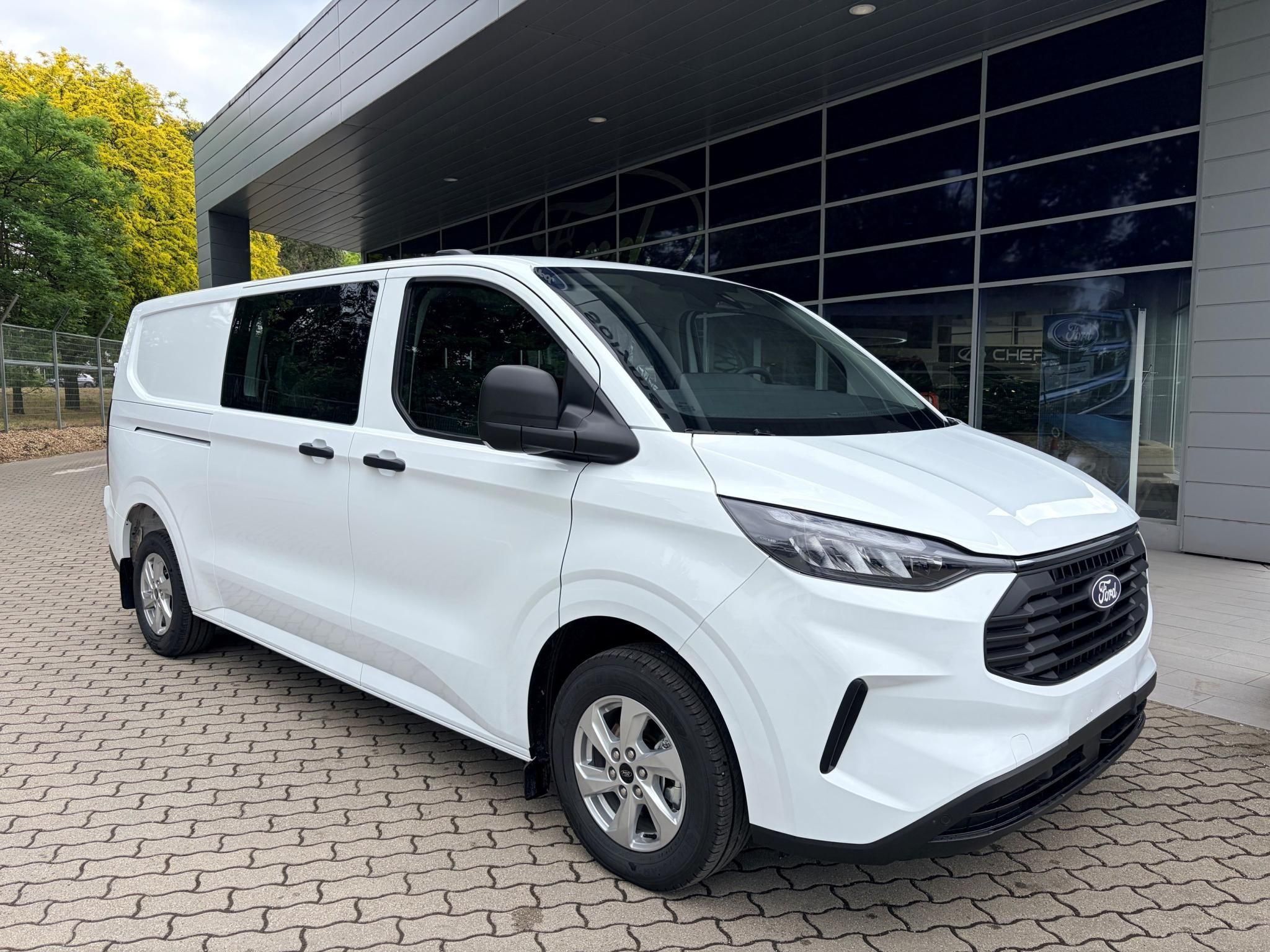 2026 Ford, Ουγγαρία — φωτο 1