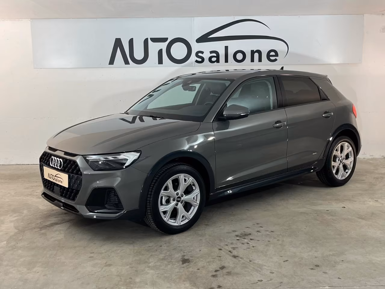 2030 Audi, Ιταλία — φωτο 2 z 19