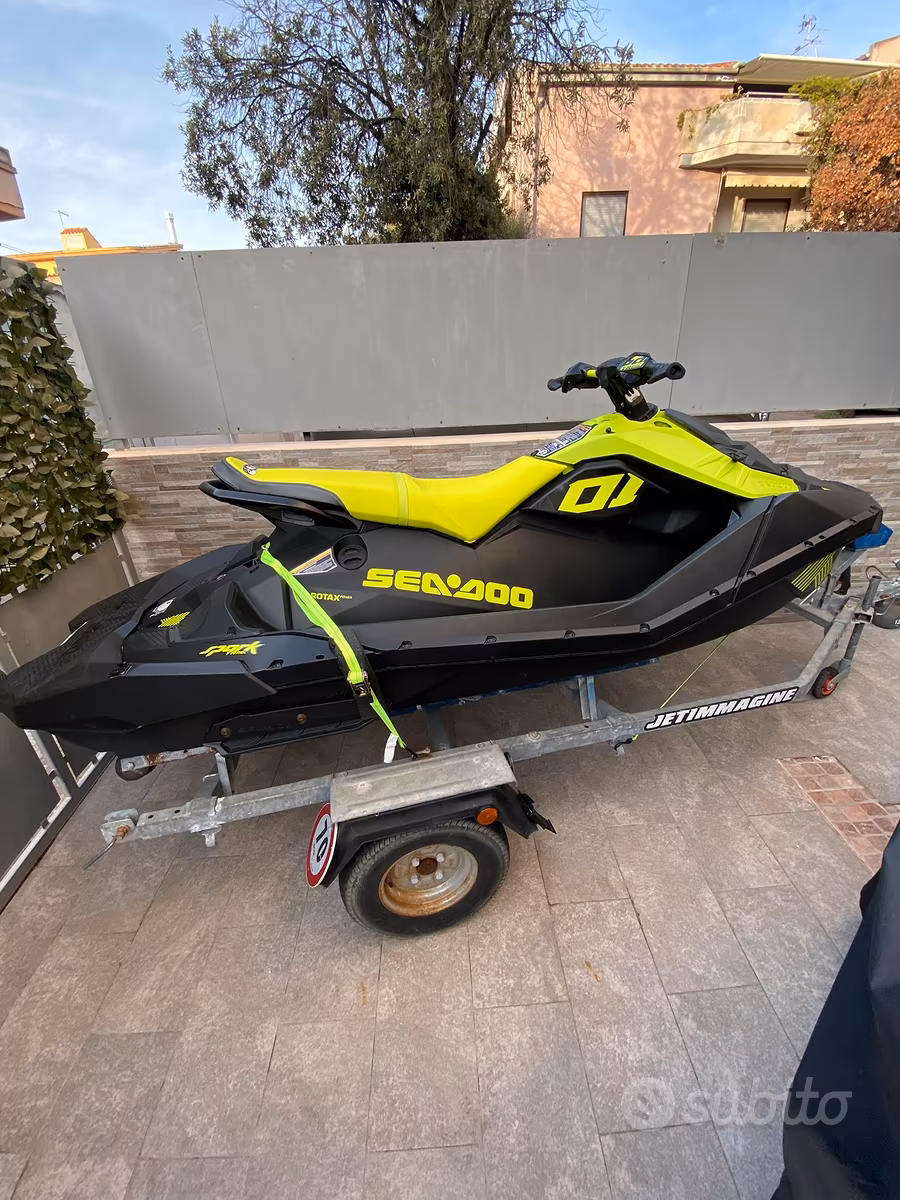 Moto, εισαγωγή Σε απόθεμα στην ΕΕ — φωτο 1