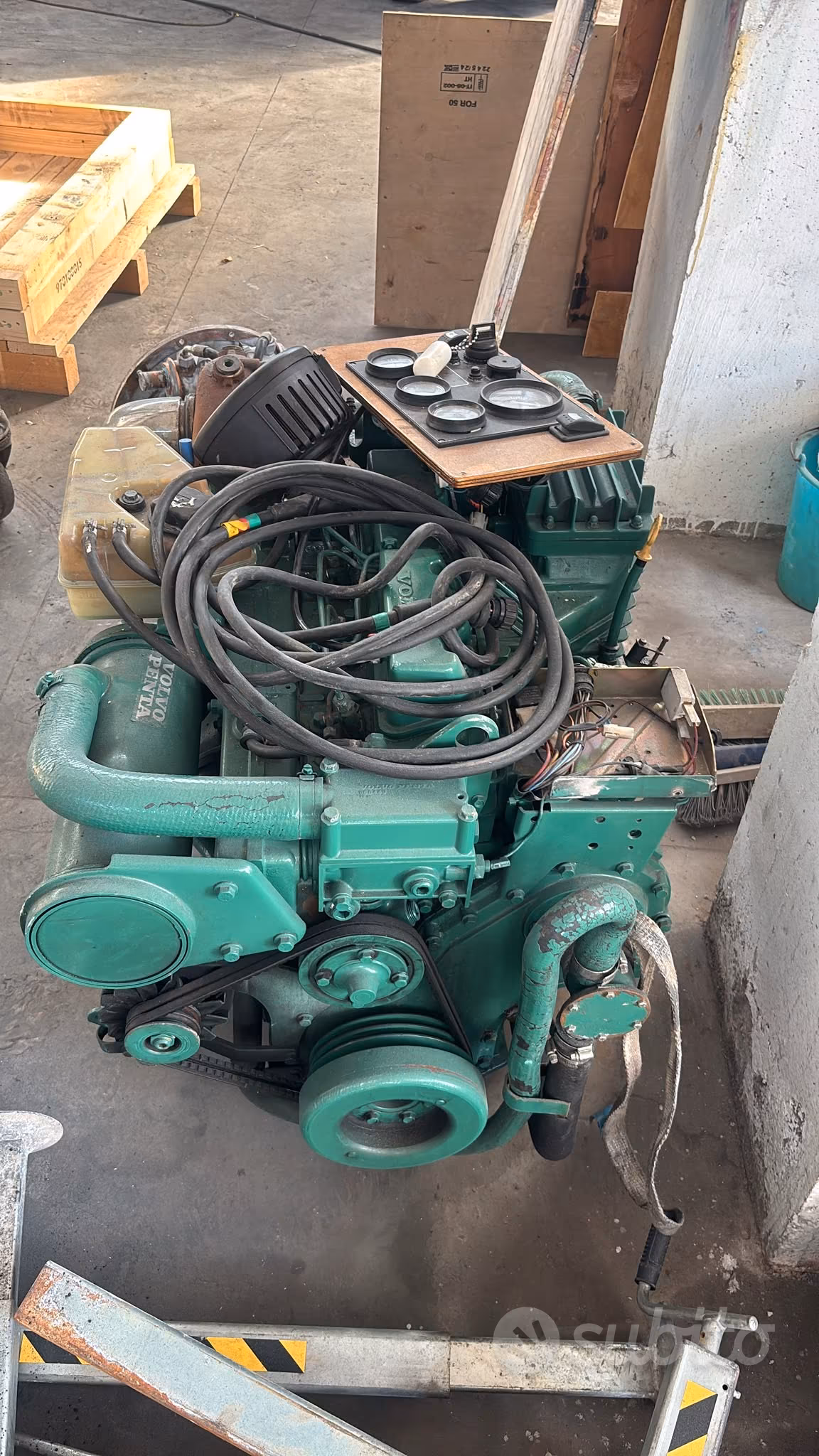 Motore, εισαγωγή Σε απόθεμα στην ΕΕ — φωτο 1