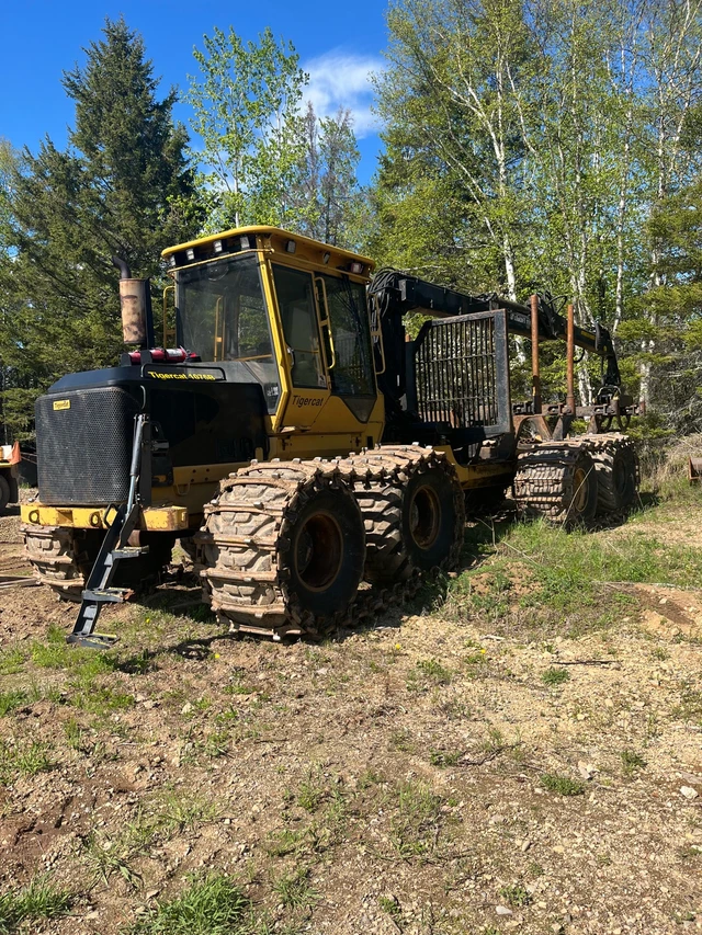 tigercat 1075b, εισαγωγή Καναδάς — φωτο 1