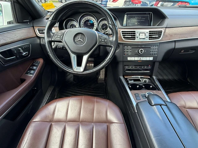 2016 Mercedes-Benz Eclass E 400, λευκό, 155.186 km, εισαγωγή Καναδάς — φωτο 14 z 19