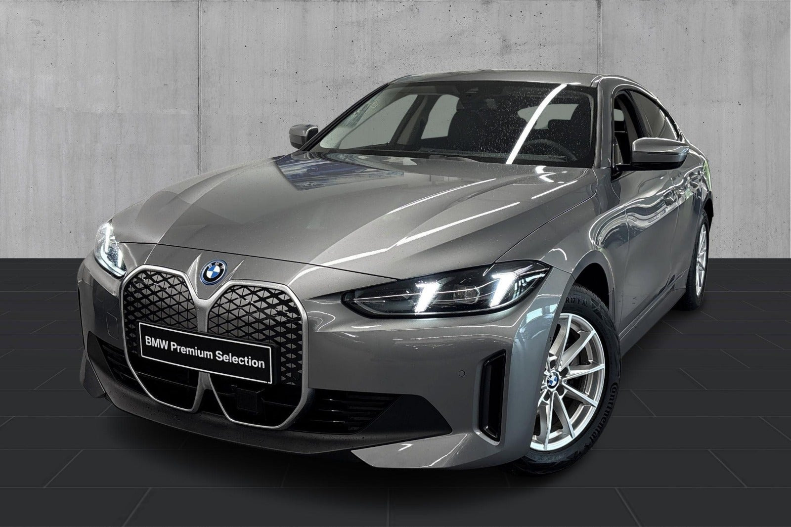 BMW i4, Δανία — φωτο 1