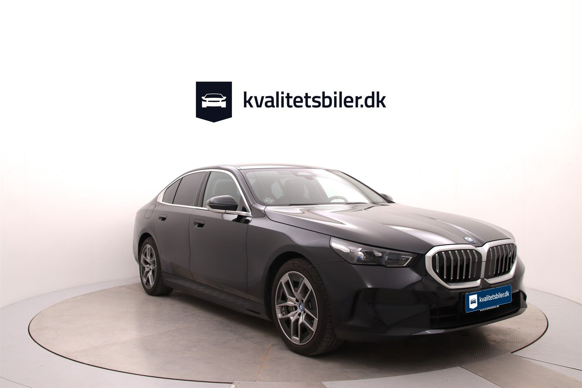 BMW i5, Δανία — φωτο 1