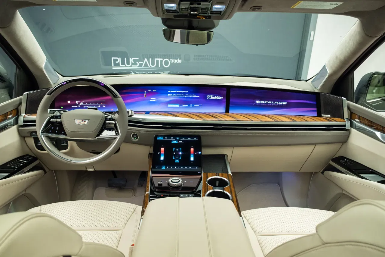 2026 Cadillac Escalade, 15 km, Ρουμανία — φωτο 3 z 40