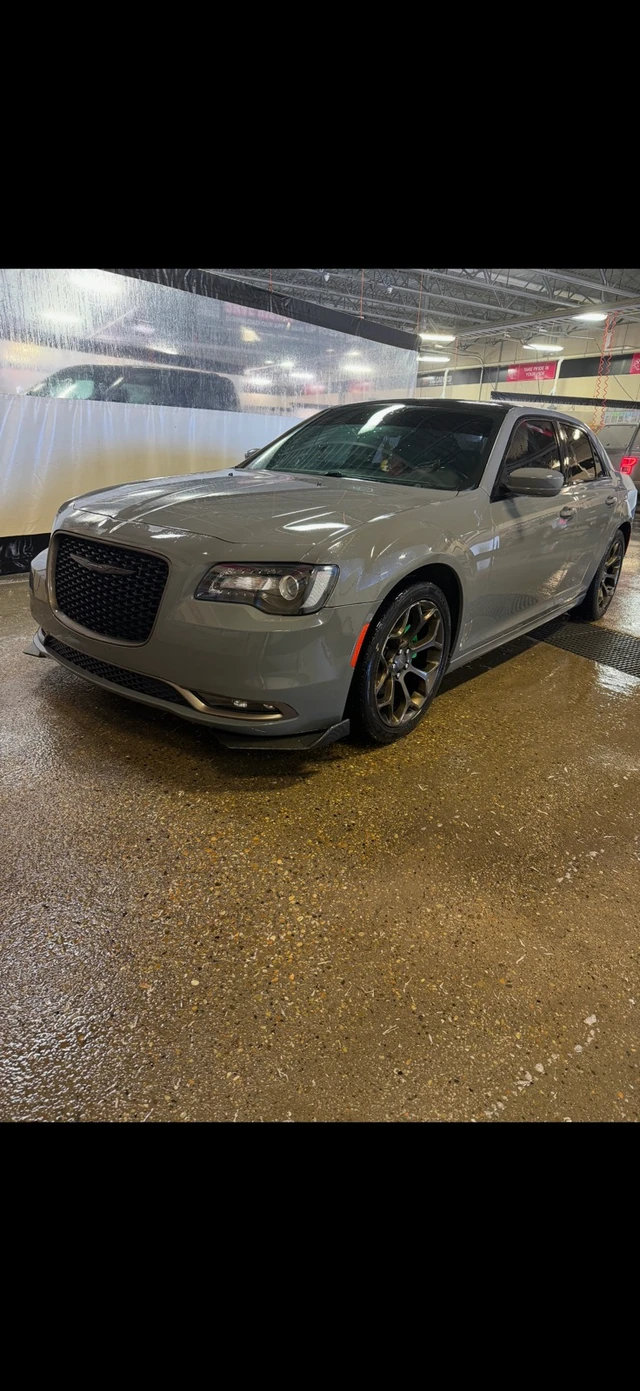2019 Chrysler 300, 123.790 km, εισαγωγή Καναδάς — φωτο 1