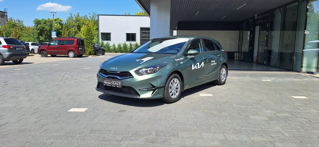 2025 Kia Ceed, 2.890 km, Ρουμανία — φωτο 1