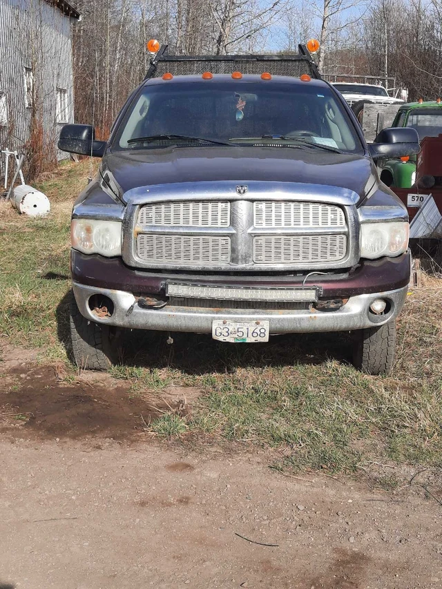 2004 Dodge Ram3500, 1.234 km, εισαγωγή Καναδάς — φωτο 1