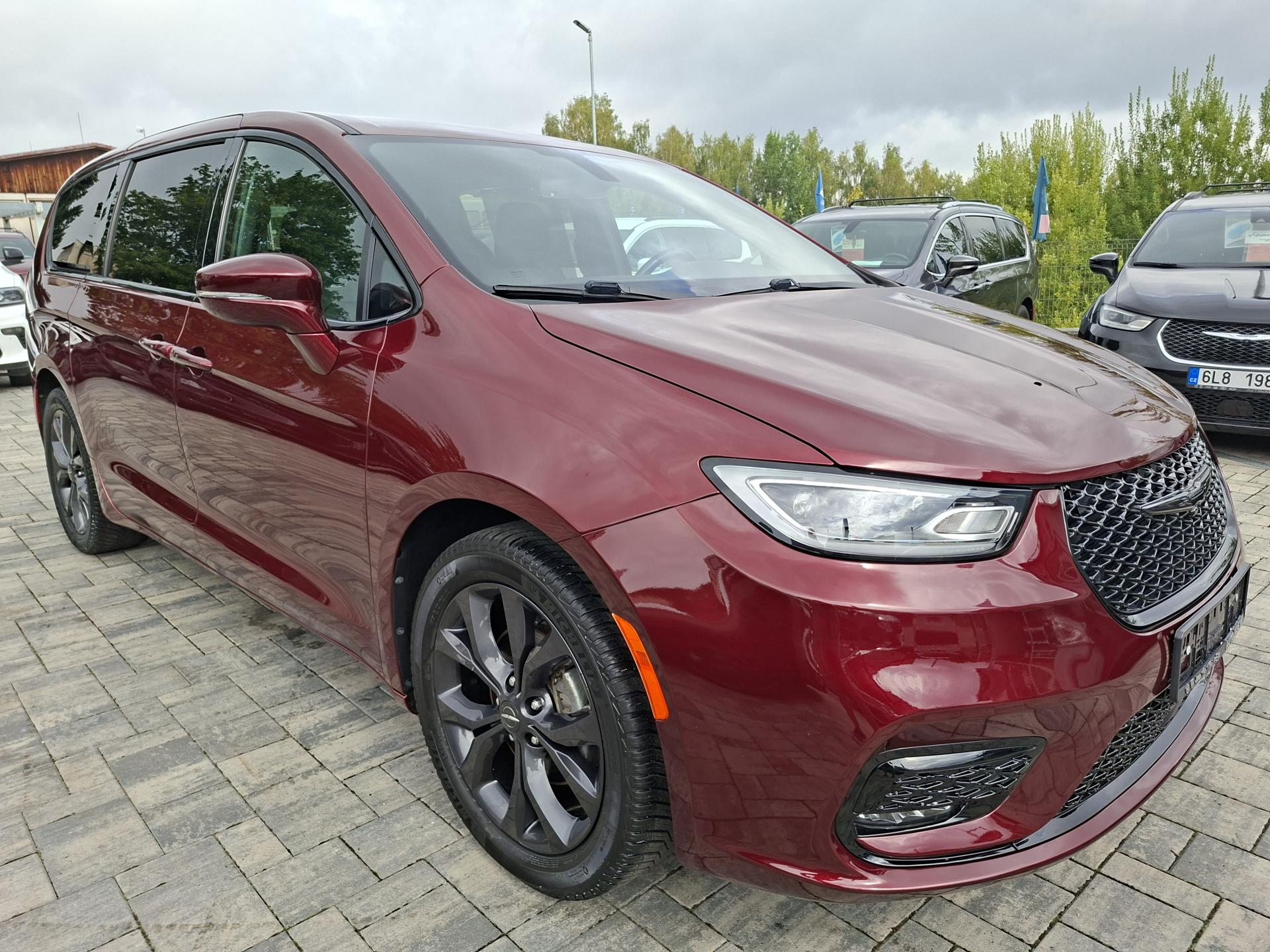 2020 Chrysler Pacifica, 141.000 km, Τσεχία — φωτο 1