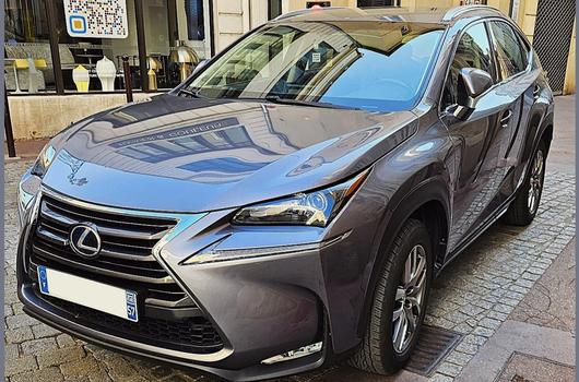 2017 Lexus, Λουξεμβούργο — φωτο 1