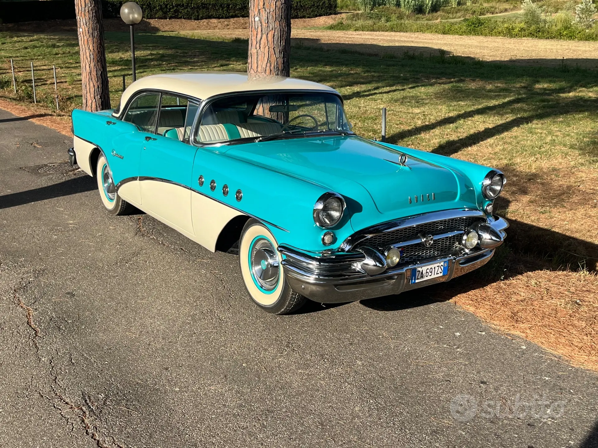 1955 Buick, Ιταλία — φωτο 1