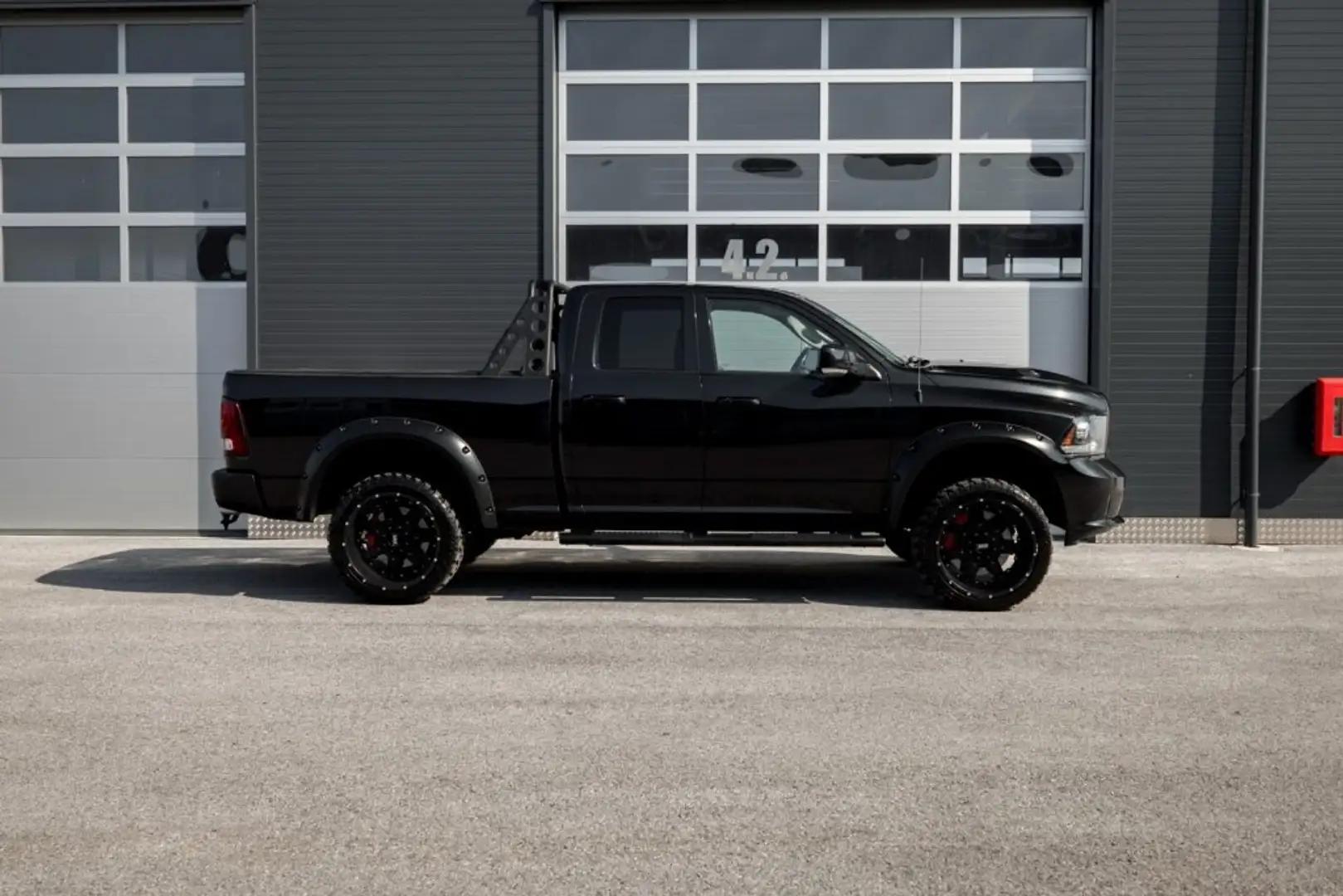 2017 RAM 1500, 252.159 km, Αυστρία — φωτο 4 z 12