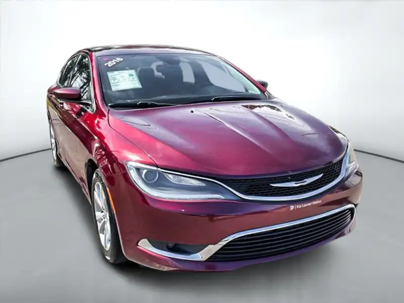 2016 Chrysler 200 LIMITED, κόκκινο, 94.399 km, εισαγωγή Καναδάς — φωτο 1