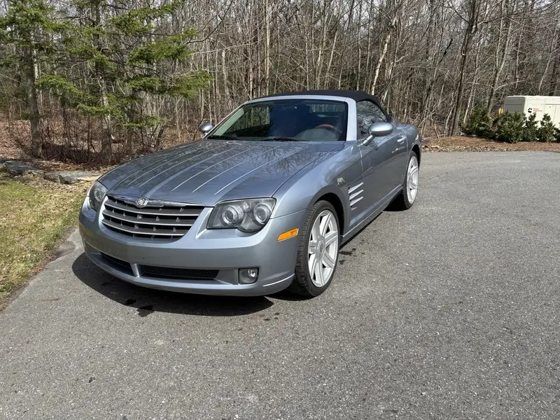 2005 Chrysler Crossfire, ασημί, 119.244 km, εισαγωγή Καναδάς — φωτο 1