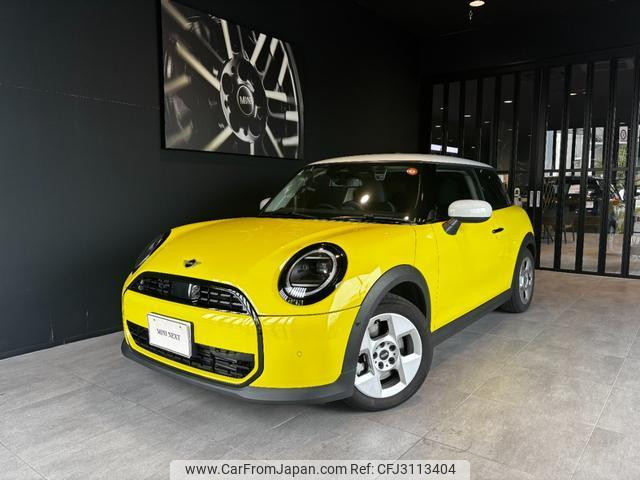 2024 MINI Others, 10.100 km, εισαγωγή Ιαπωνία — φωτο 1