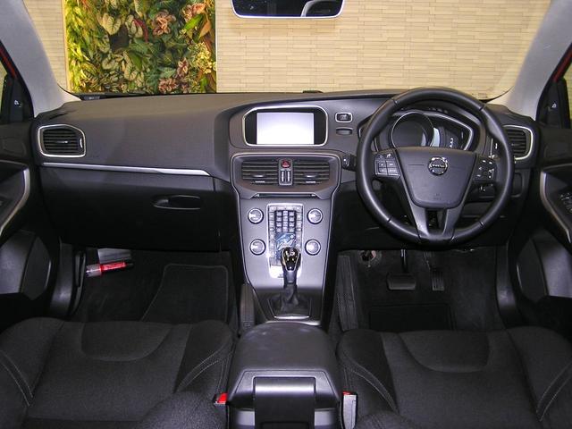 Volvo V40, εισαγωγή Ιαπωνία — φωτο 8 z 25